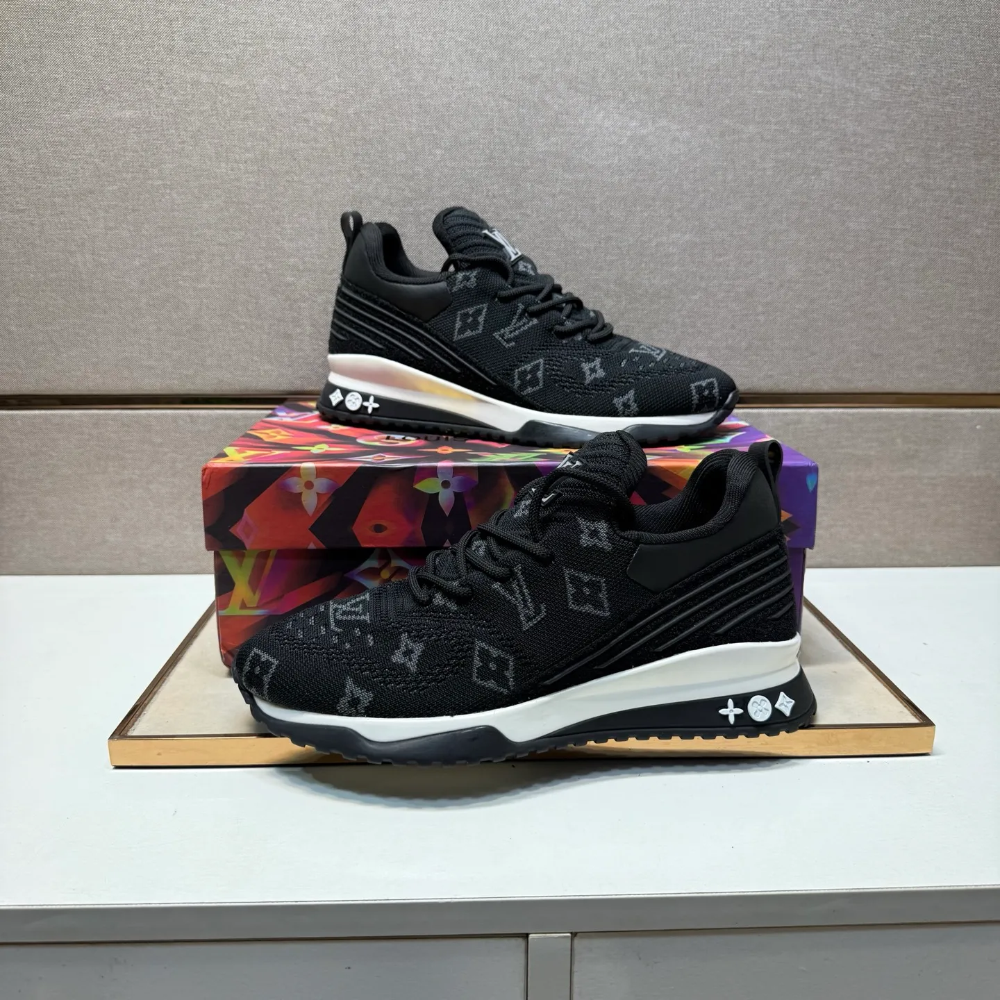 ⬛️Men's shoes 💰p480 [LV～] Men's casual shoes 2025z cabinet sales simultaneously 🔶Size: 38-44 #️⃣ 🔷7 colors🔜The upper is made of multi-material splicing➕Mesh lining, comfortable and breathable, sole: original comfortable and wear-resistant outsole, ⚠️real thing📱photographed🎬real thing is better📢📢📢